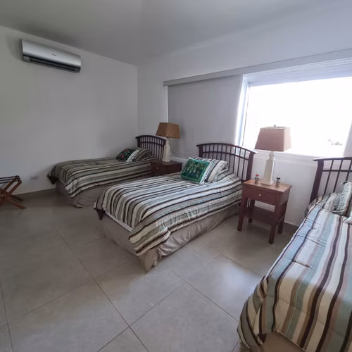 VENDO CASA. VISTA MAR. PLAYA.