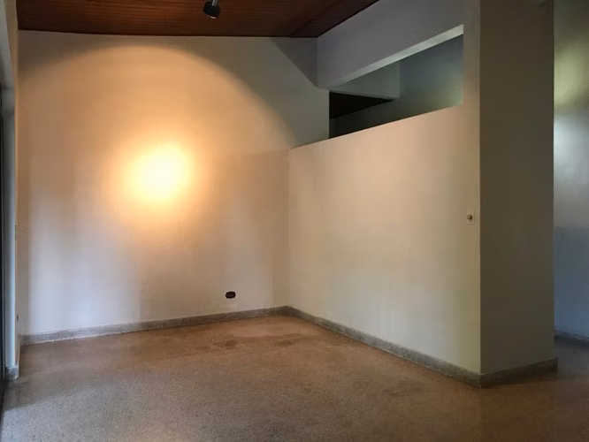 Venta de Edificio en Bella Vista, La Cresta, 1,000m2 de terreno