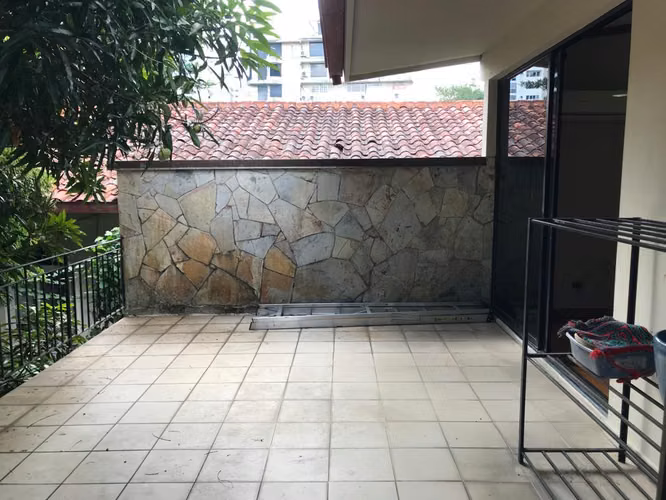 Venta de Edificio en Bella Vista, La Cresta, 1,000m2 de terreno