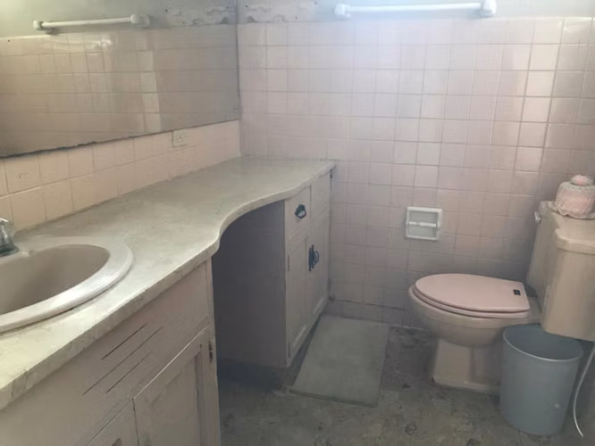 Venta de Edificio en Bella Vista, La Cresta, 1,000m2 de terreno