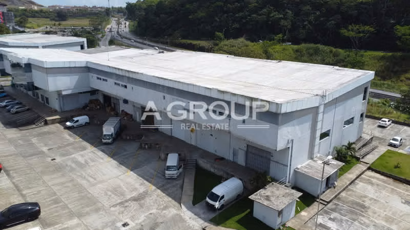 Se Vende Ofibodega para inversión Parque Centenario