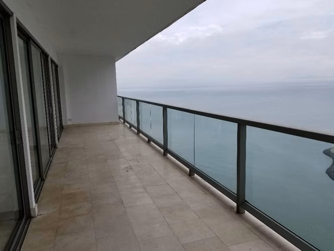 Se vende Apartamento Punta Pacífica