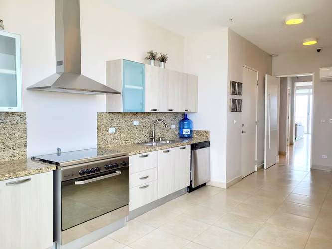PEARL duplex 4 recs $795,000 REMATE