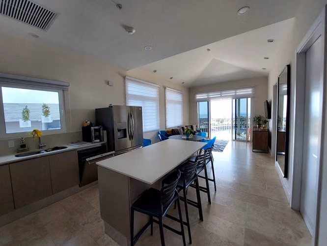 Se alquila en Marina Village Buenaventura