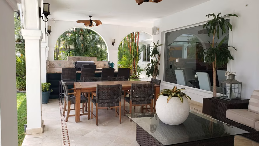 Se vende casa de lujo en costa del este - Imagen 2