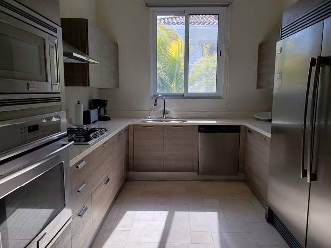 Se alquila casa en buenaventura largo plazo