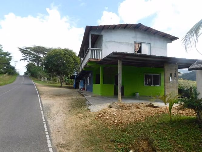 VENTA EDIFICIO EN VIA PORTOBELO ( COLÓN)