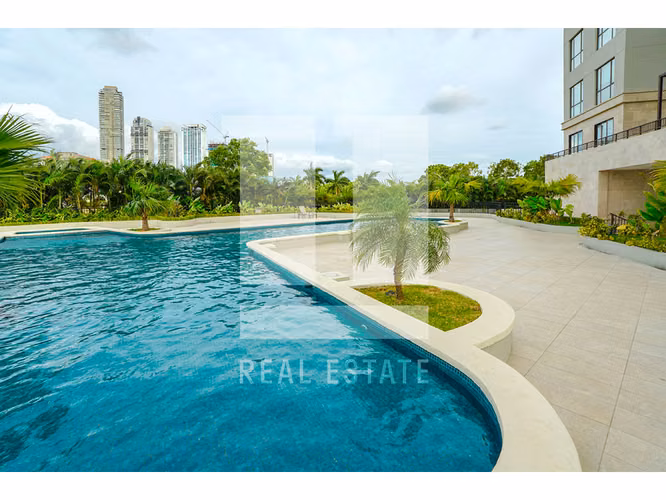 Se Vende  Penthouse en Santa María Court