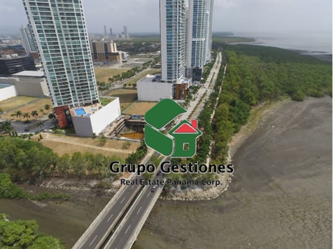 Venta de terreno Costa del Este $2,400 xmt2