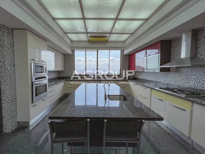 Torre Imperial - Amplio y Lujoso Apartamento