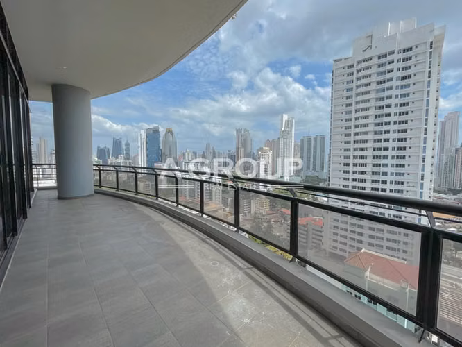 Torre Imperial - Amplio y Lujoso Apartamento