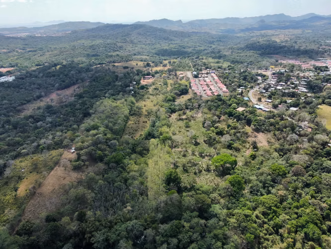 TERRENO FINCA CAPIRA ENTRANDO POR RIBA SMITH