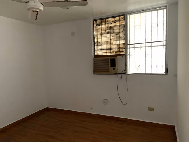 Venta de Apartamento en Obarrio, Edificio Monserrat