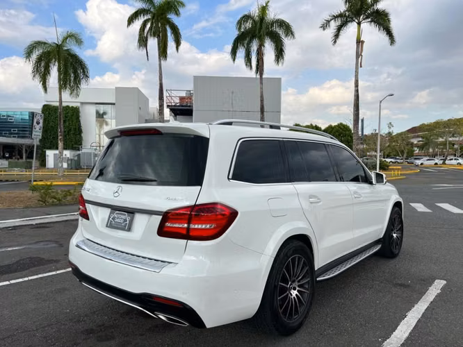 Mercedes Benz GLS 400 Paquete AMG