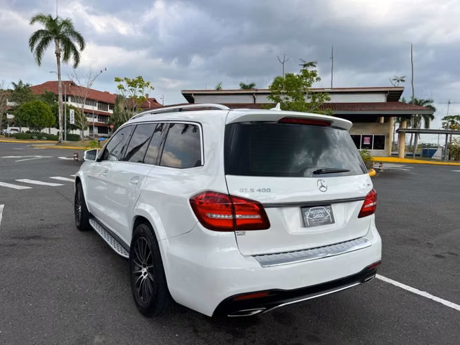 Mercedes Benz GLS 400 Paquete AMG
