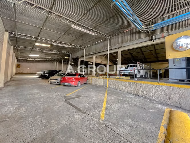 Se alquila exclusiva bodega en Tumba Muerto
