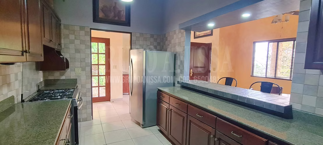 Oportunidad! Se vende Acogedora Casa en Altos del Maria - Imagen 8