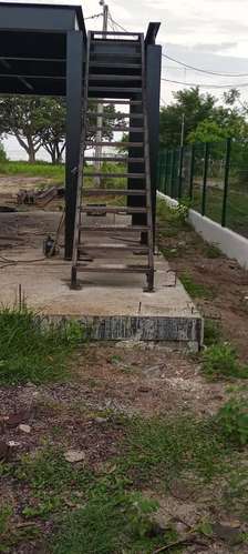 Fabricación de escaleras metálicas y barandal , pasamanos - Imagen 3