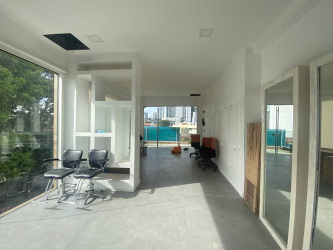 Alquiler Local Comercial Bella Vista, Flor Plaza, 65m2 - Imagen 3