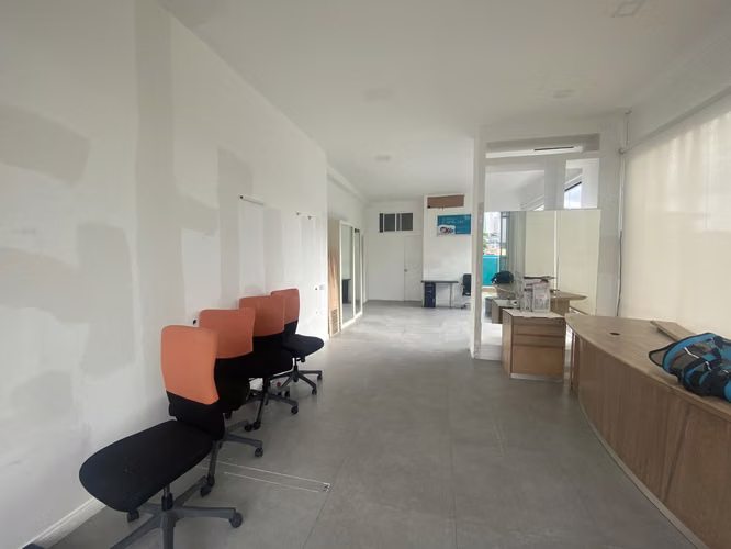 Alquiler Local Comercial Bella Vista, Flor Plaza, 65m2 - Imagen 6
