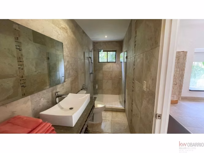 Se Vende Casa en Punta Barco, San Carlos