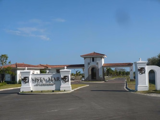 Se vende Terreno en Vista Mar, Frente a la Playa - Imagen 9