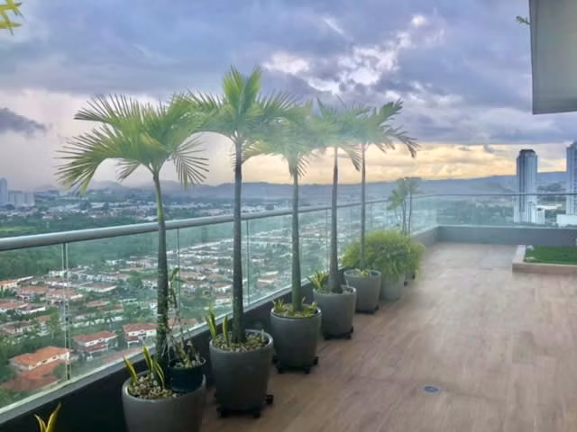 VENTA APARTAMENTO PISO COMPLETO EN PH ALCALA
