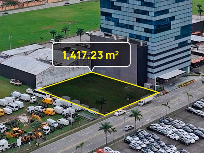 Terreno en Santa María Business District 1,417.23 M2