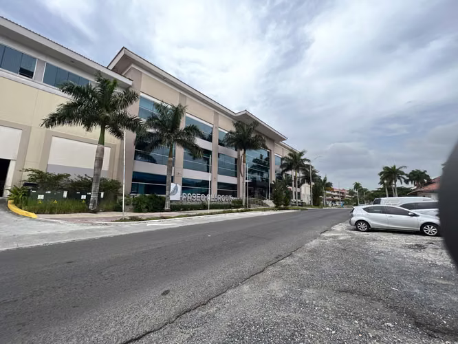 Alquiler de Local Comercial en Albrook, Mall Paseo Albrook
