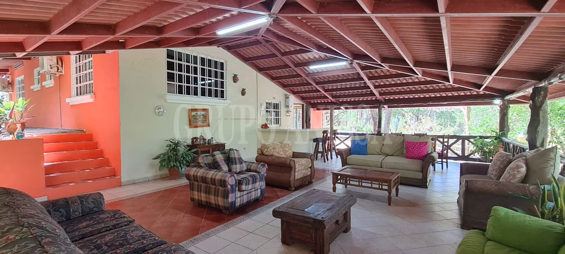 Oportunidad! Se Vende Hermosa Casa en Altos del Maria Con Piscina