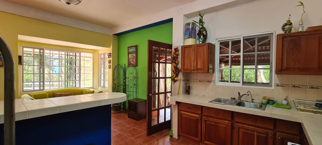 Oportunidad! Se Vende Hermosa Casa en Altos del Maria Con Piscina
