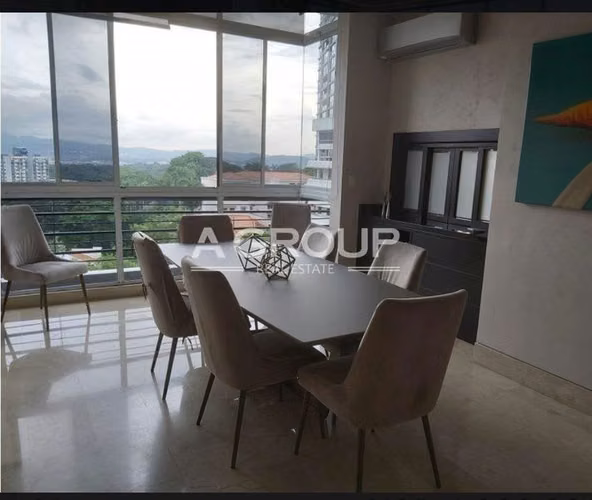 Torre Imperial - La Cresta - Se Vende Apartamento