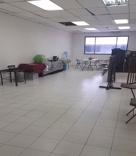 Venta de Local comercial en Pedregal, Centro Comercial El Cruce, 150m2