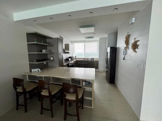 Se alquila en playa apartamento en playa blanca