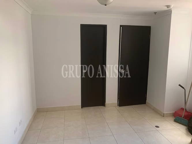 Oportunidad! Se Vende Espacioso Apartamento en Dos Mares