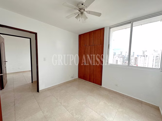 Oportunidad! Se Vende Apartamento en el Cangrejo