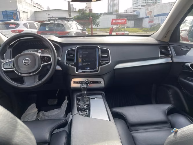 VOLVO XC90 T5 2018
