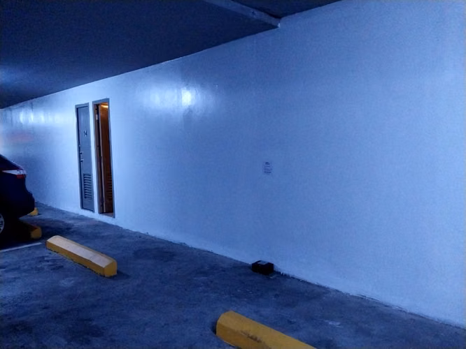 Se Vende Oficina en Torre Bicsa piso alto - Imagen 11