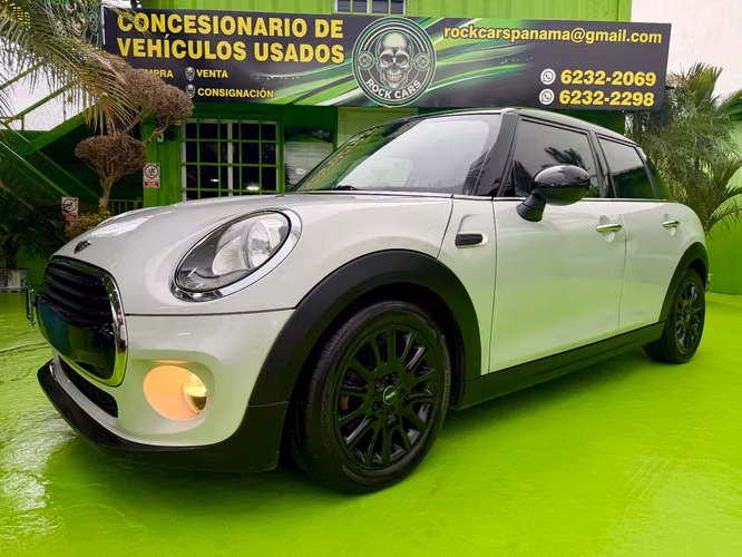 MINI COOPER AUTOMATICO 2017 muy cuidado, verlo es comprarlo, como de agencia, buscar otro mejor es perder tiempo. - Imagen 15