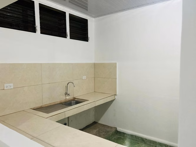 PROPIEDAD PARA OFICINA O APARTAMENTO EN CHITRÉ