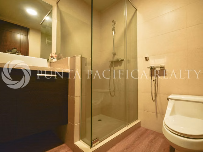 Espectacular Loft- Oceanaire $370,000