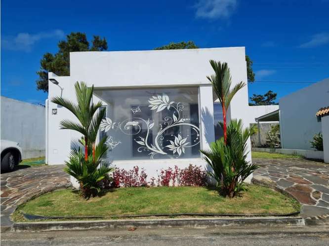 Venta de casa en Ibiza Beach Residences. En la playa y amoblada!
