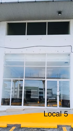 Alquiler LOCALES COMERCIALES EN DON BOSCO $13/m  en Planta baja
