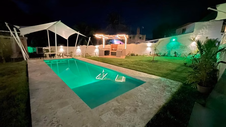 “PARAISO PLAYERO” AMPLIA CASA EN COSTA ESMERALDA CON JACUZZI EN COMUNIDAD PRIVADA EN VENTA