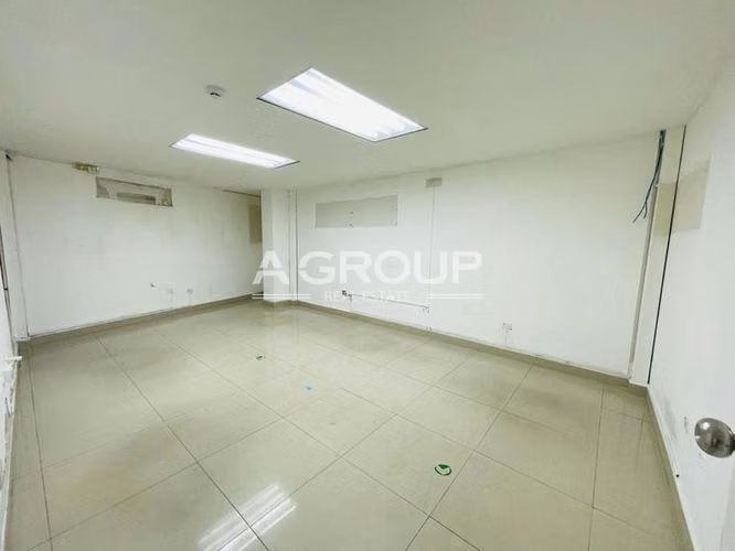 Se alquila Edificio comercial  - La Alameda