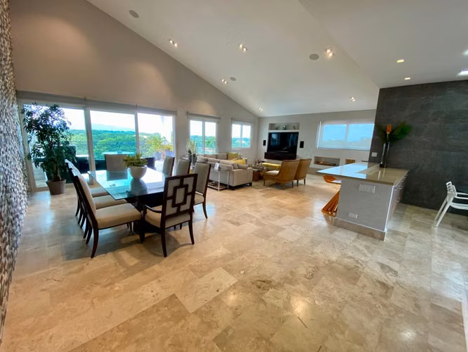 APARTAMENTO PENTHOUSE PUNTA BARCO VILLAGE EN VENTA