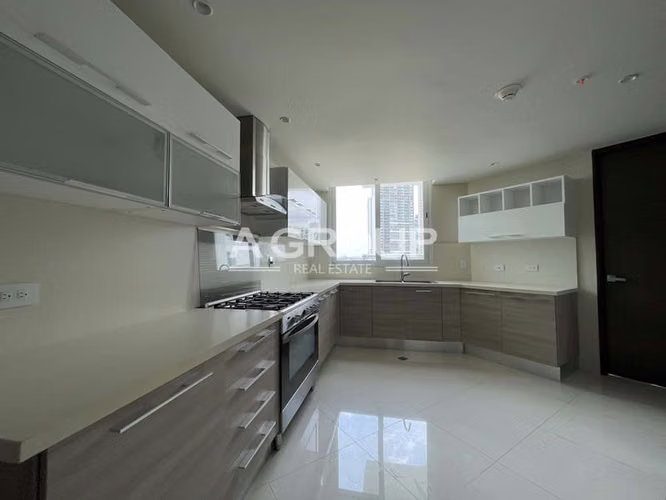 Se Vende  apartamento en The Regent - Costa del Este - Imagen 4