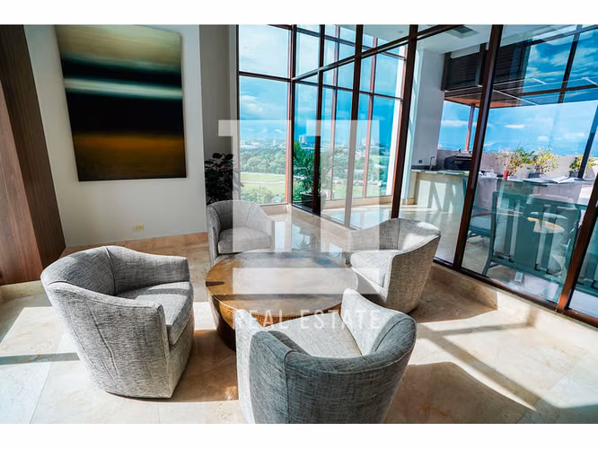 Se vende apartamento de 190mts en Santa Maria, PH The Colonial
