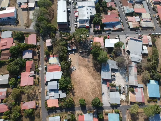 Se Vende Terreno de 4735 m2 en Las Tablas
