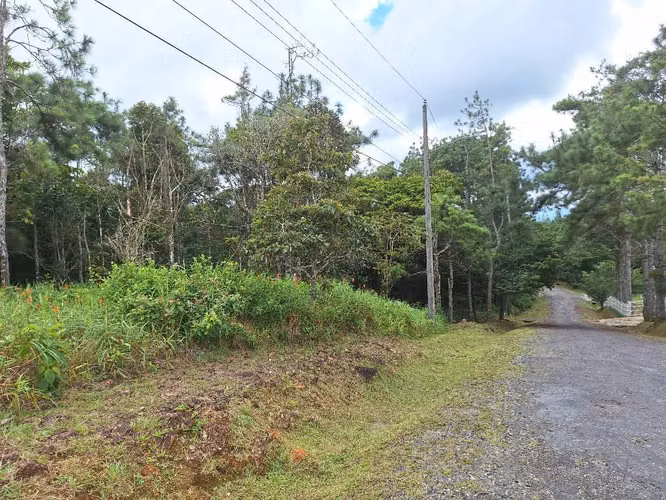 Vendo lote,en LOS ALTO DE CERRA AZUL